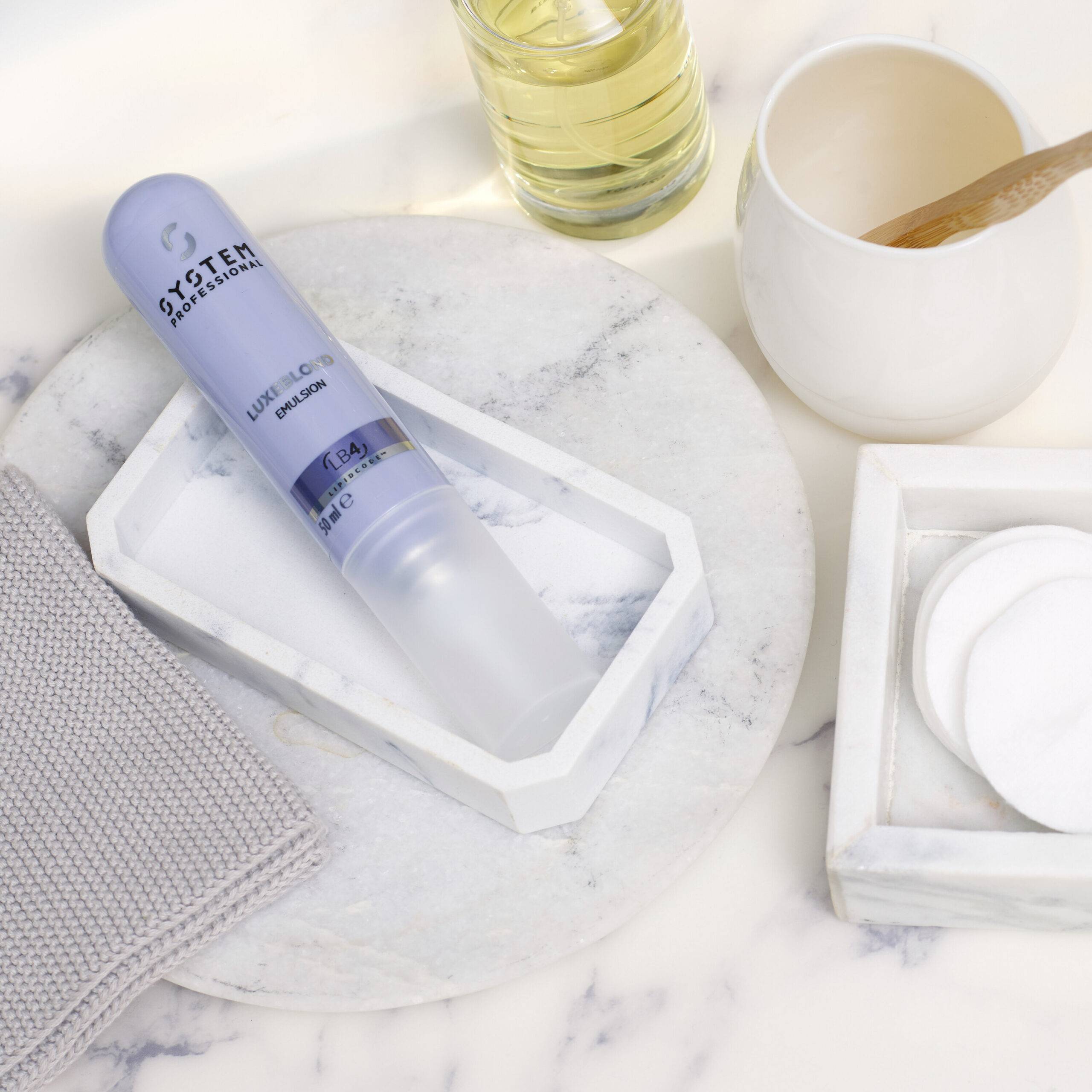 Emulsion pour tous types de blonds – LuxeBlond — vue 2