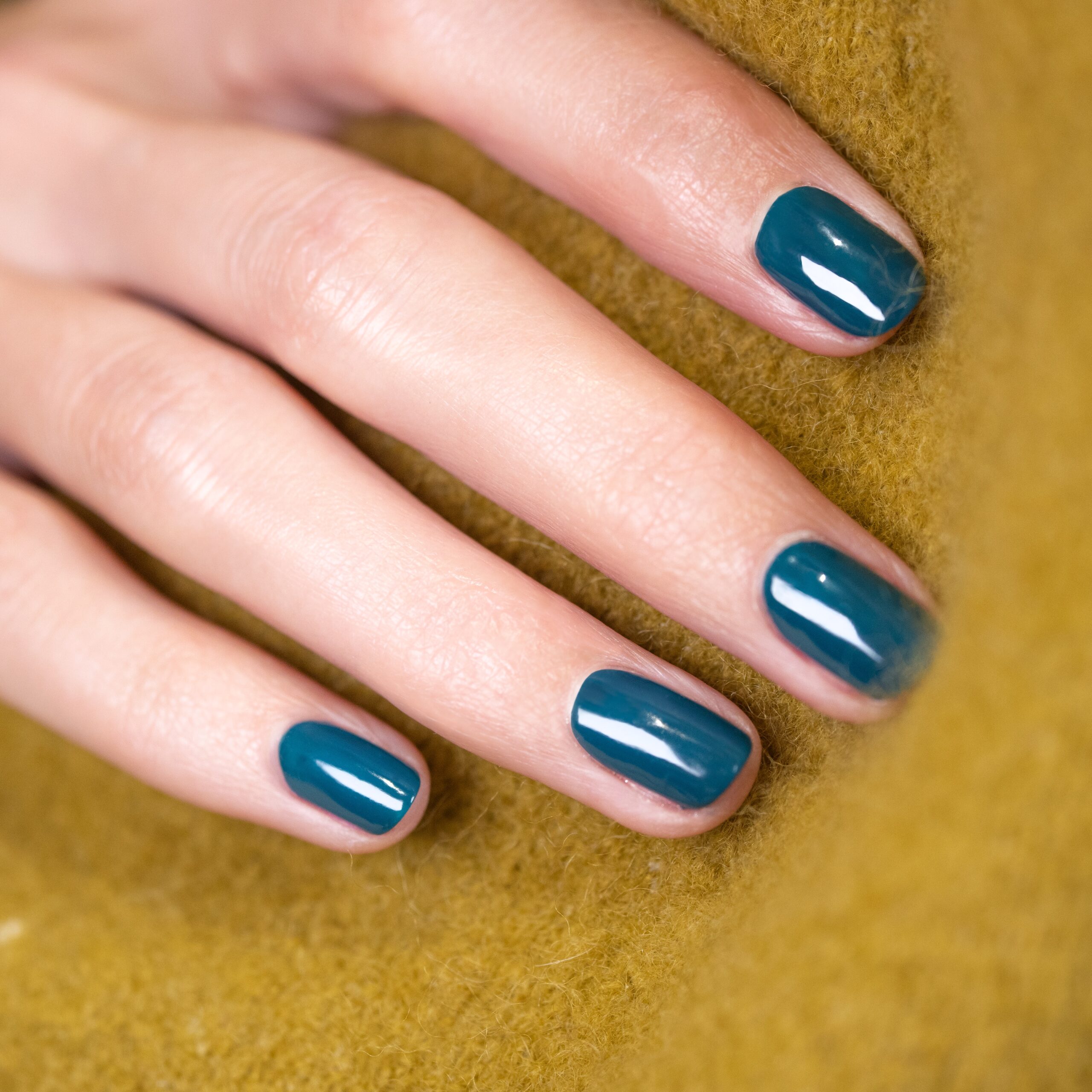 Vernis GREEN – DARK CLOVER — vue 4