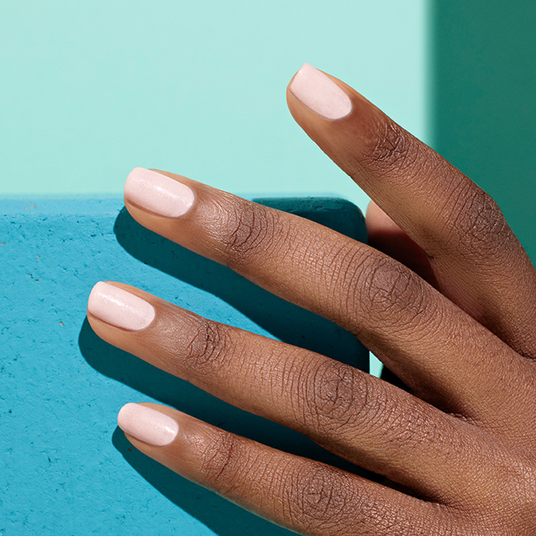 Vernis semi-permanent GREEN FLASH – GLOSS — vue 3