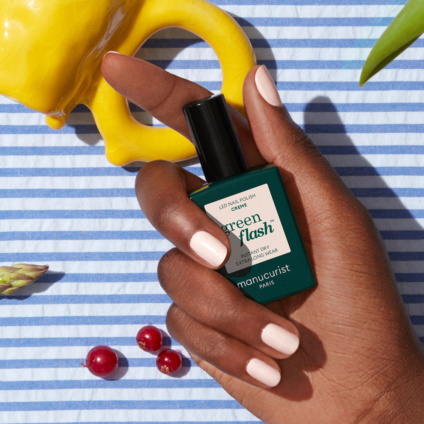 Vernis semi-permanent GREEN FLASH – CREME — vue 3