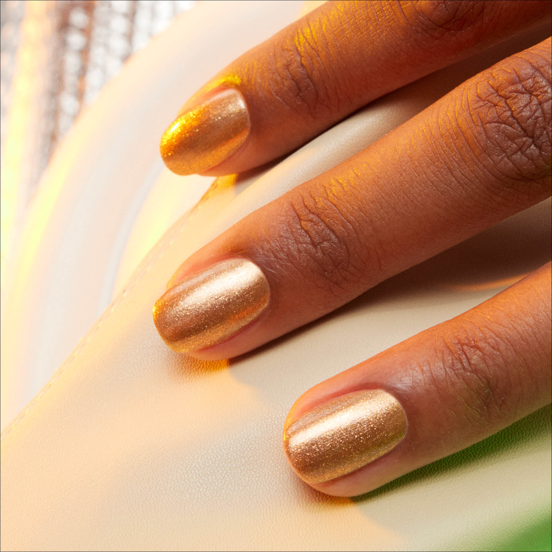 Vernis semi-permanent GREEN FLASH – SHIMMER — vue 4