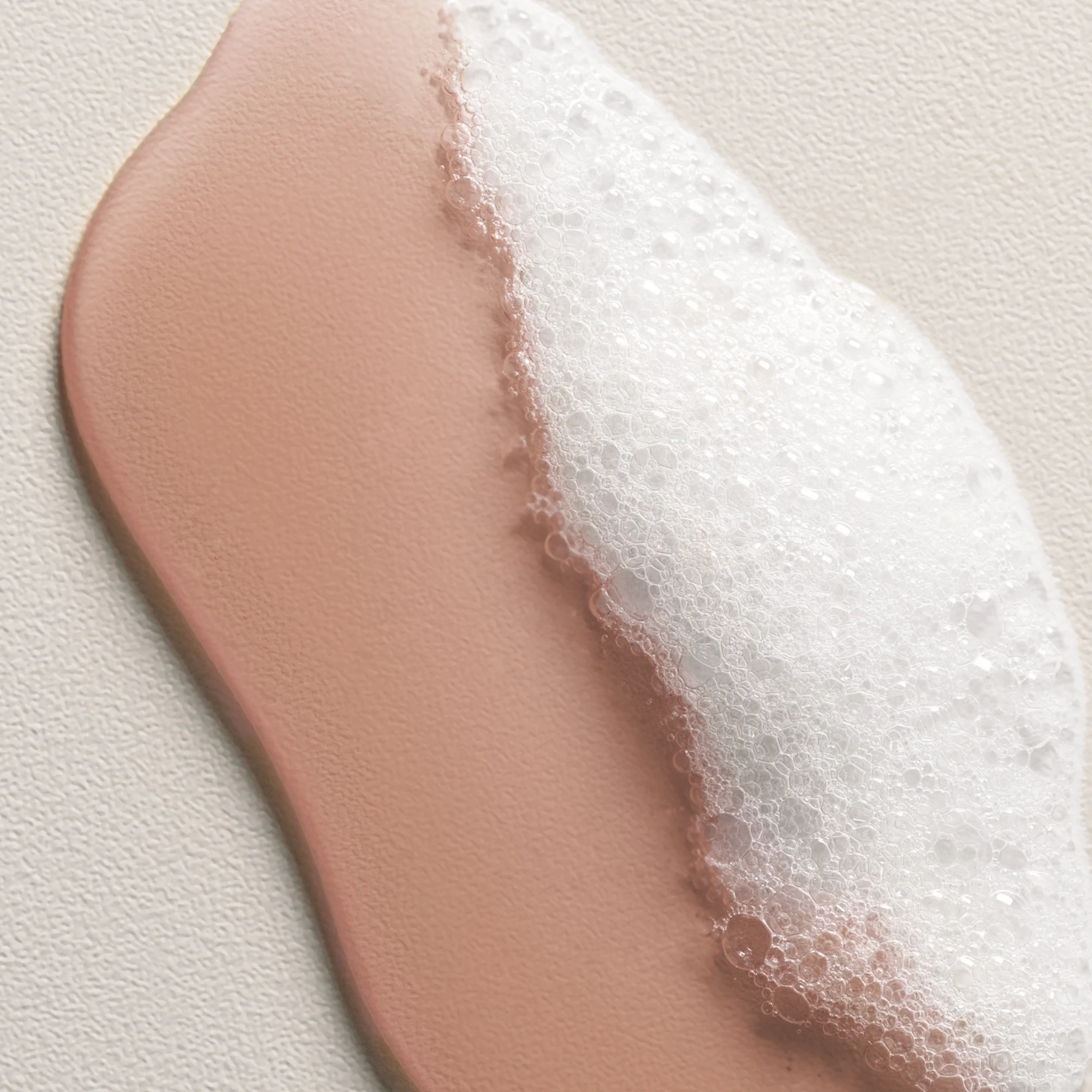 Texture du shampoing Solu de Davines — vue 4