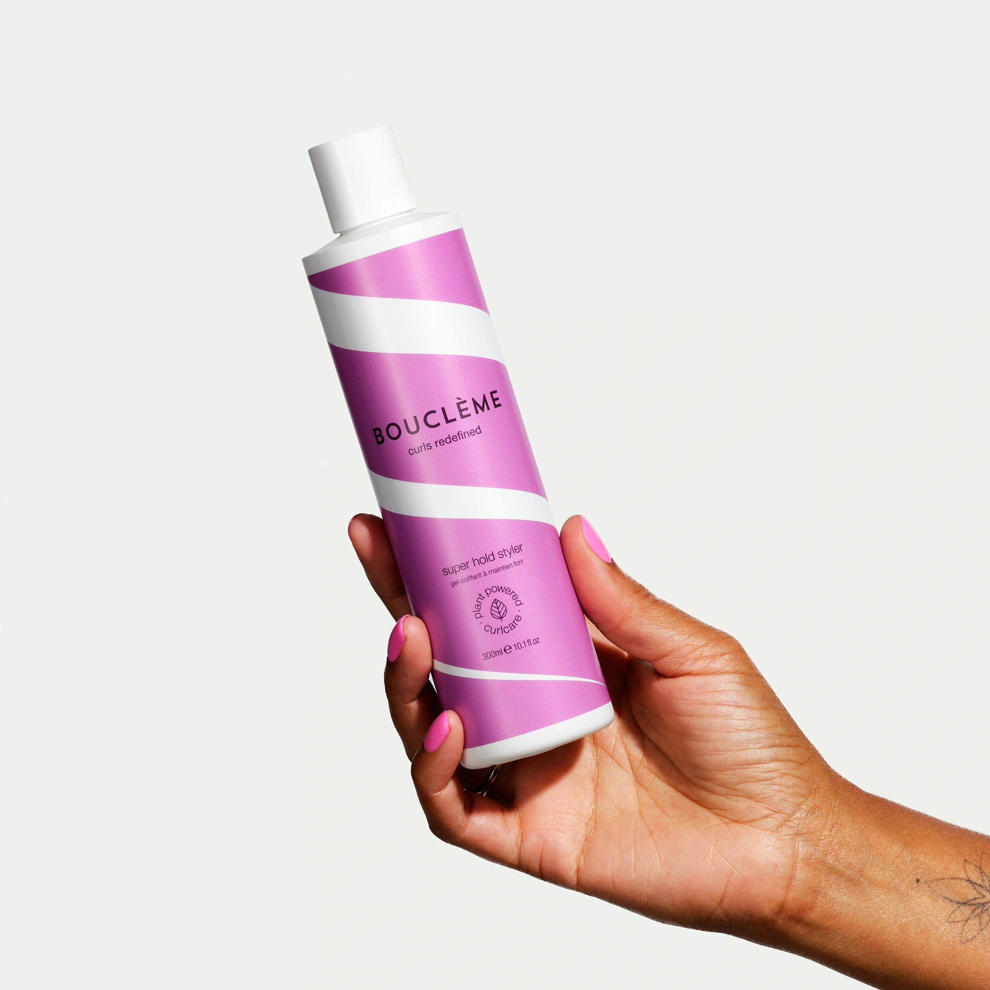 SUPER HOLD STYLER — vue 3