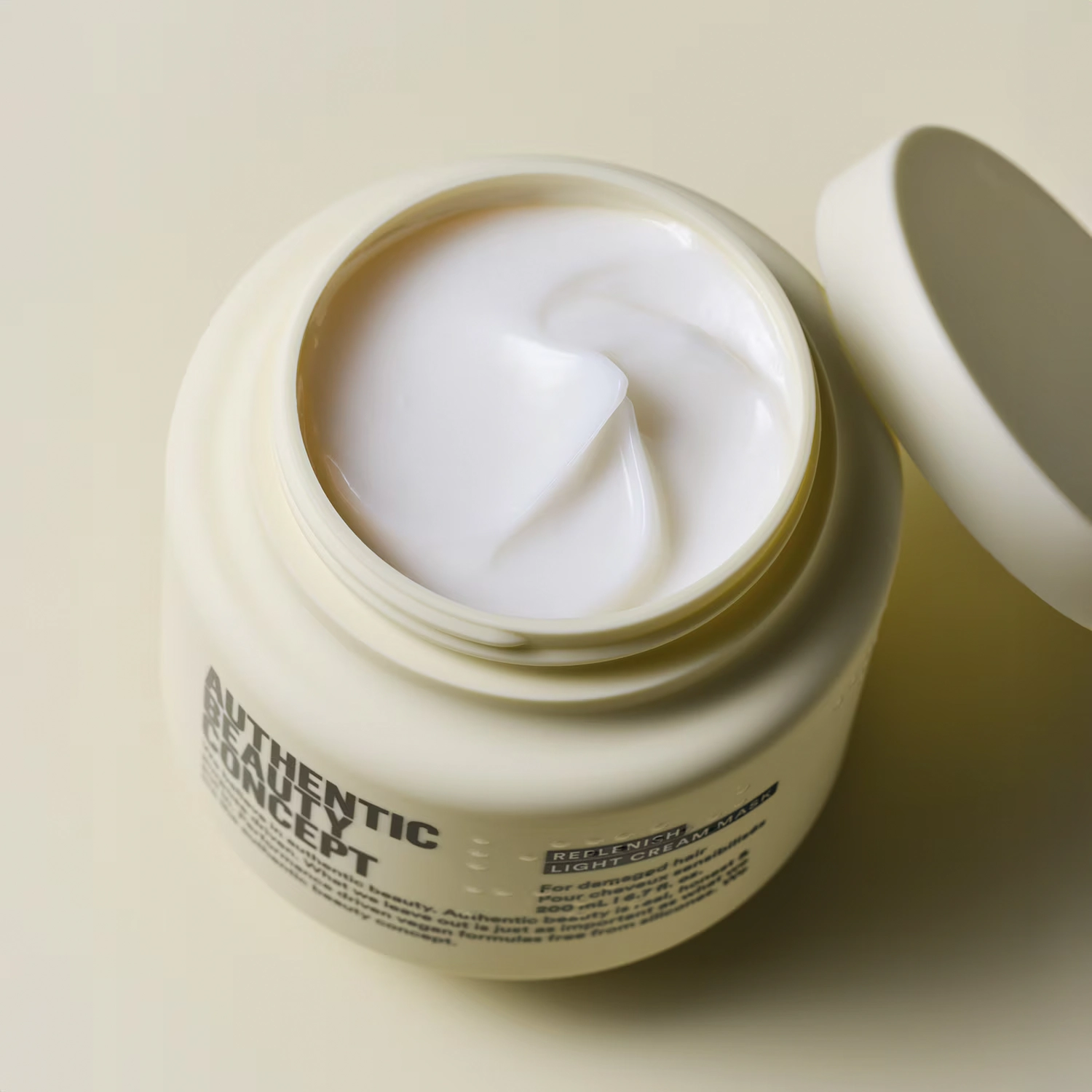 Masque réparateur léger pour cheveux fins et abîmés Authentic Beauty Concept — vue 3