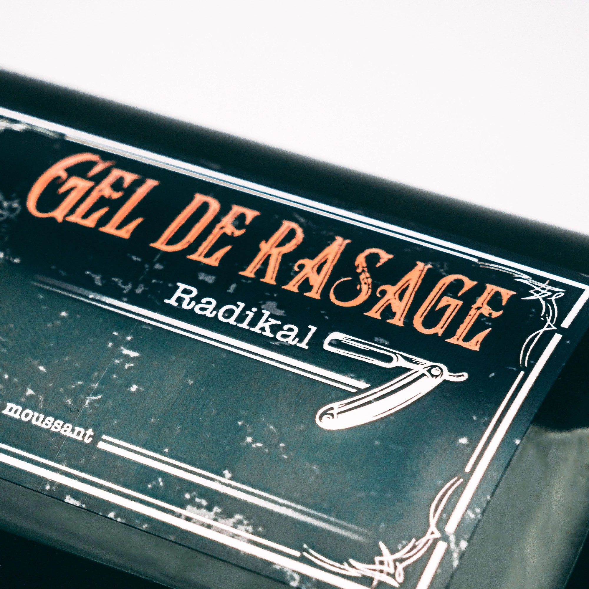 Gel de rasage à l’huile de Romarin — vue 3