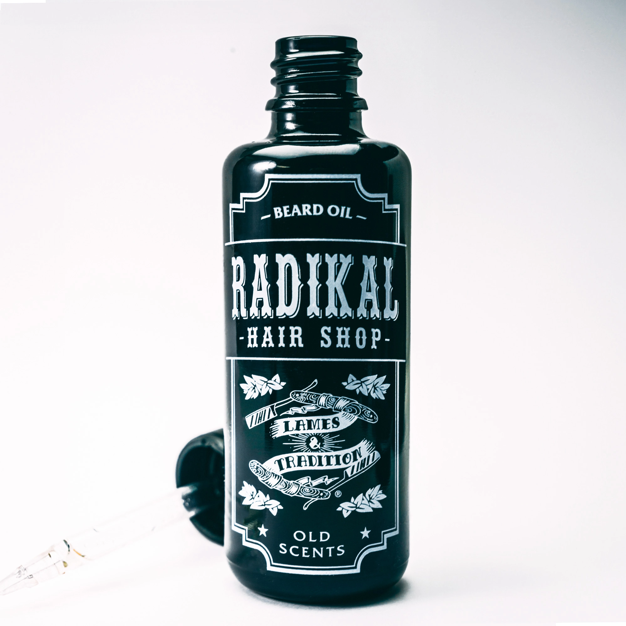 L’huile de soin pour barbe « Old Scents » — vue 3