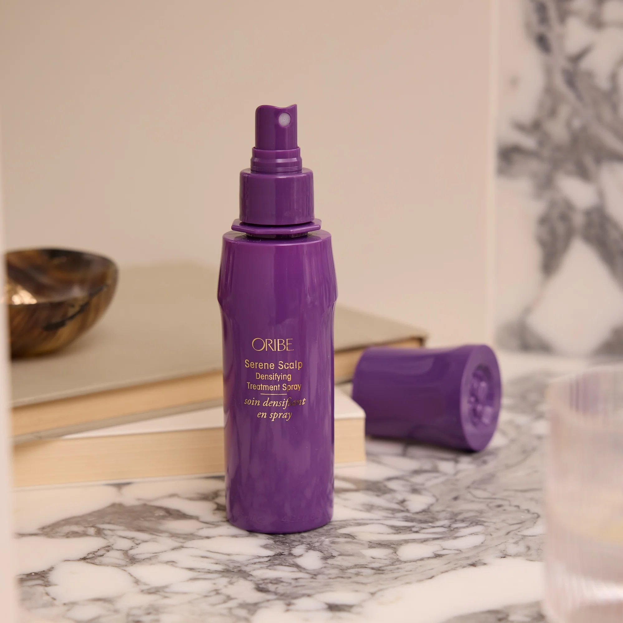 Serene scalp densifying treatment spray Oribe — vue 3