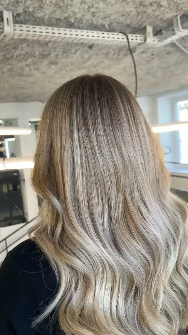 Ombré hair blond cendré