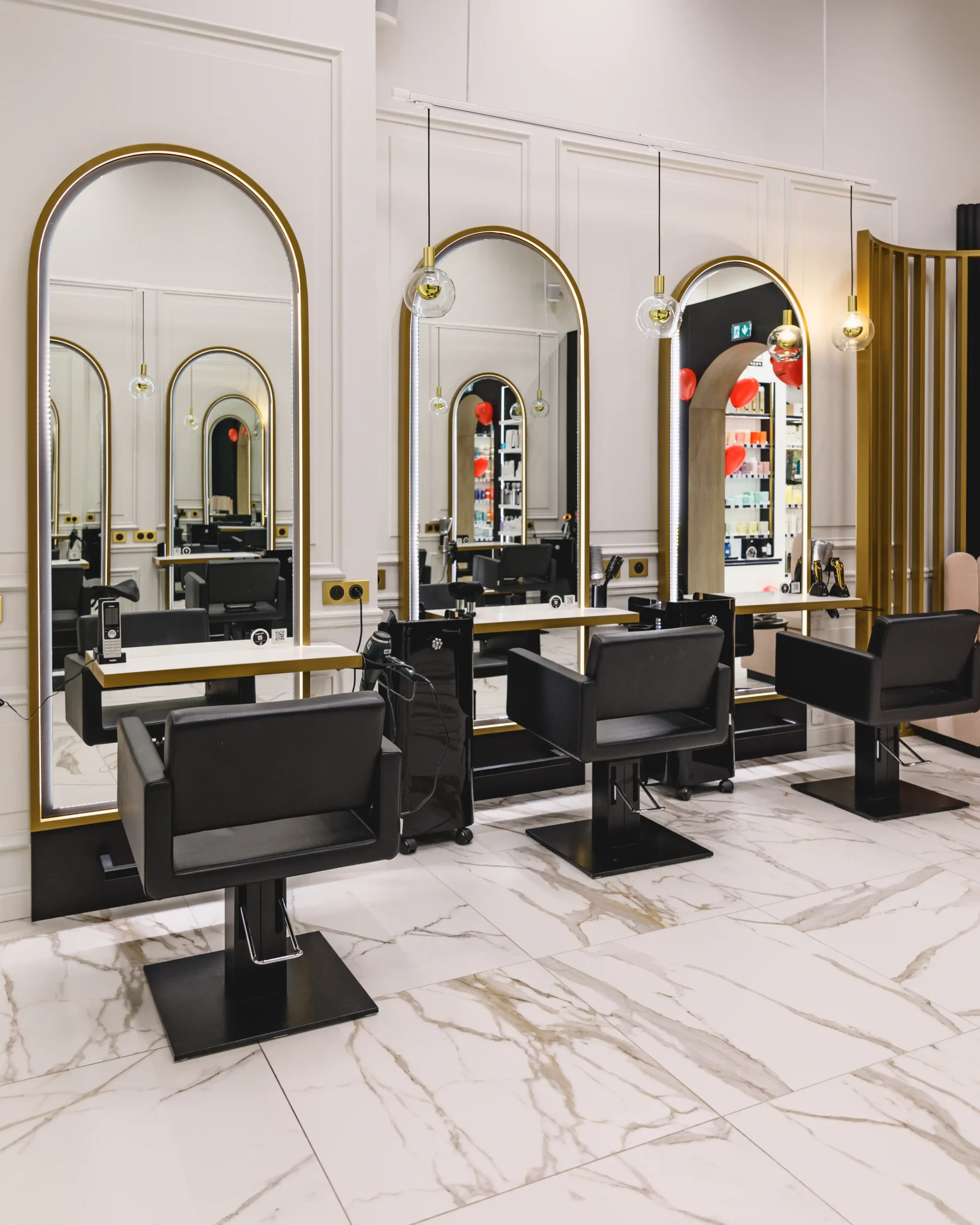 Les bons gestes à adopter avant son rendez-vous chez le coiffeur