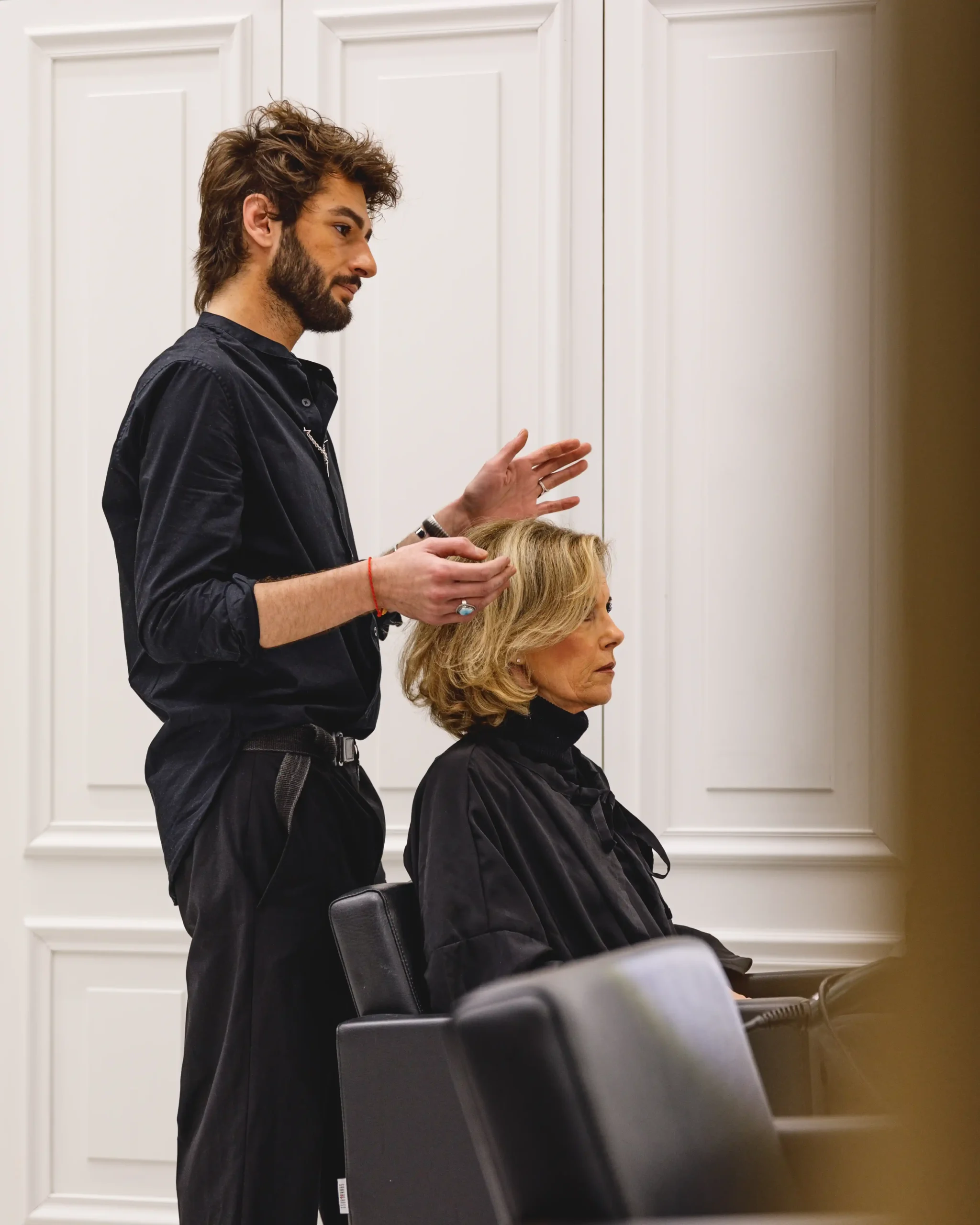Les bons gestes à adopter avant son rendez-vous chez le coiffeur