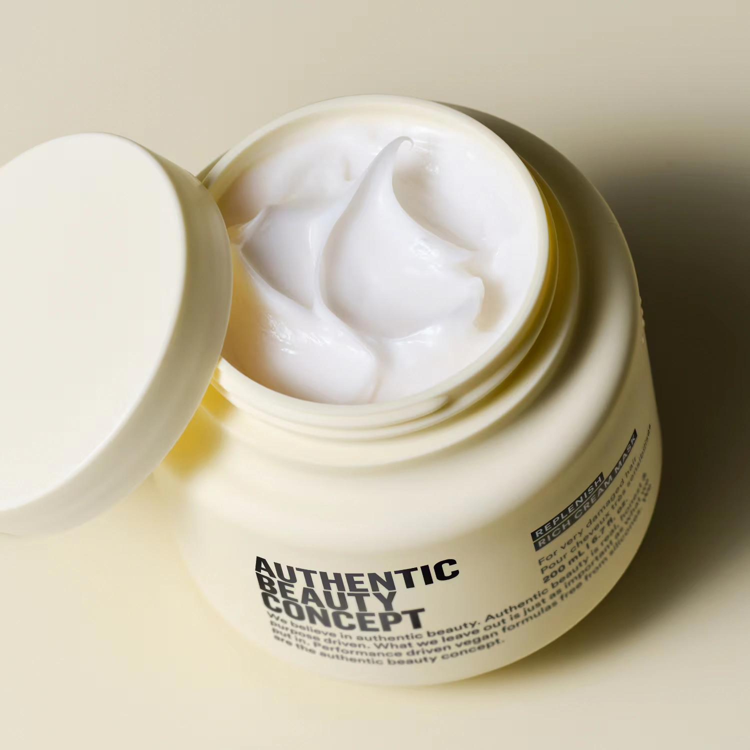 Masque réparateur riche pour cheveux épais Authentic Beauty Concept — vue 3